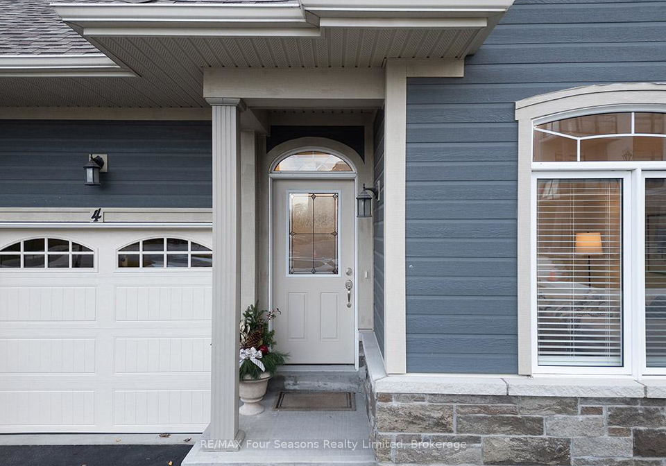 4-sutton-lane-collingwood-ontario-s12369092