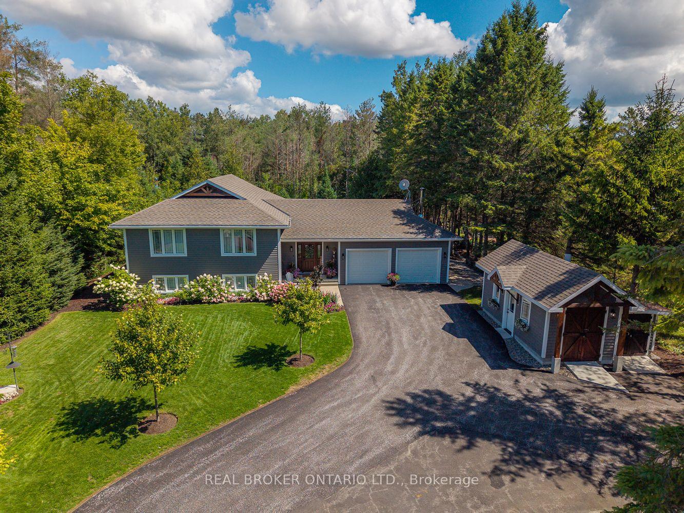 8-crystalwood-lane-springwater-ontario-s12369774