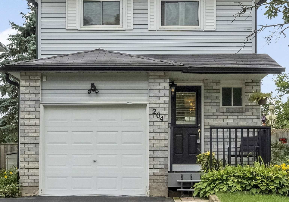 204-hickling-trail-barrie-ontario-s12370831
