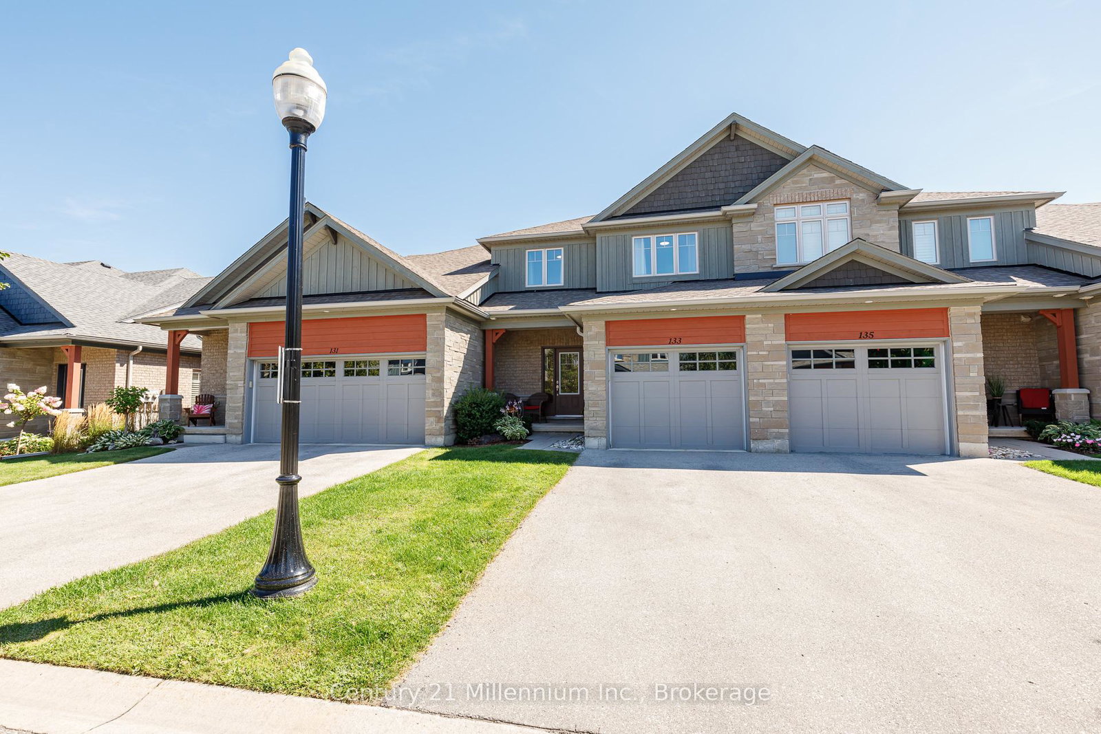 133-conservation-way-collingwood-ontario-s12370971