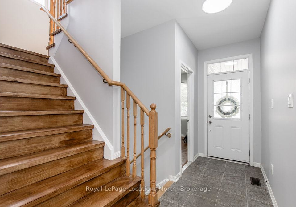 49-providence-way-wasaga-beach-ontario-s12371671