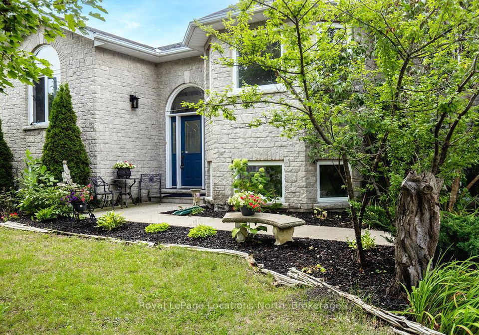 42-club-court-wasaga-beach-ontario-s12371675