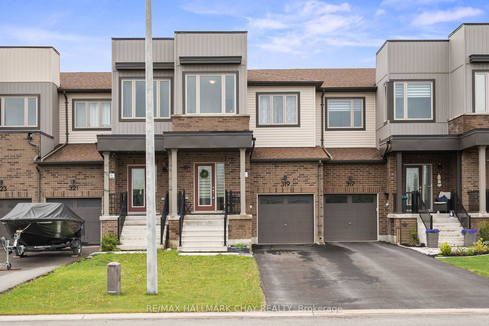 319-atkinson-street-clearview-ontario-s12372699