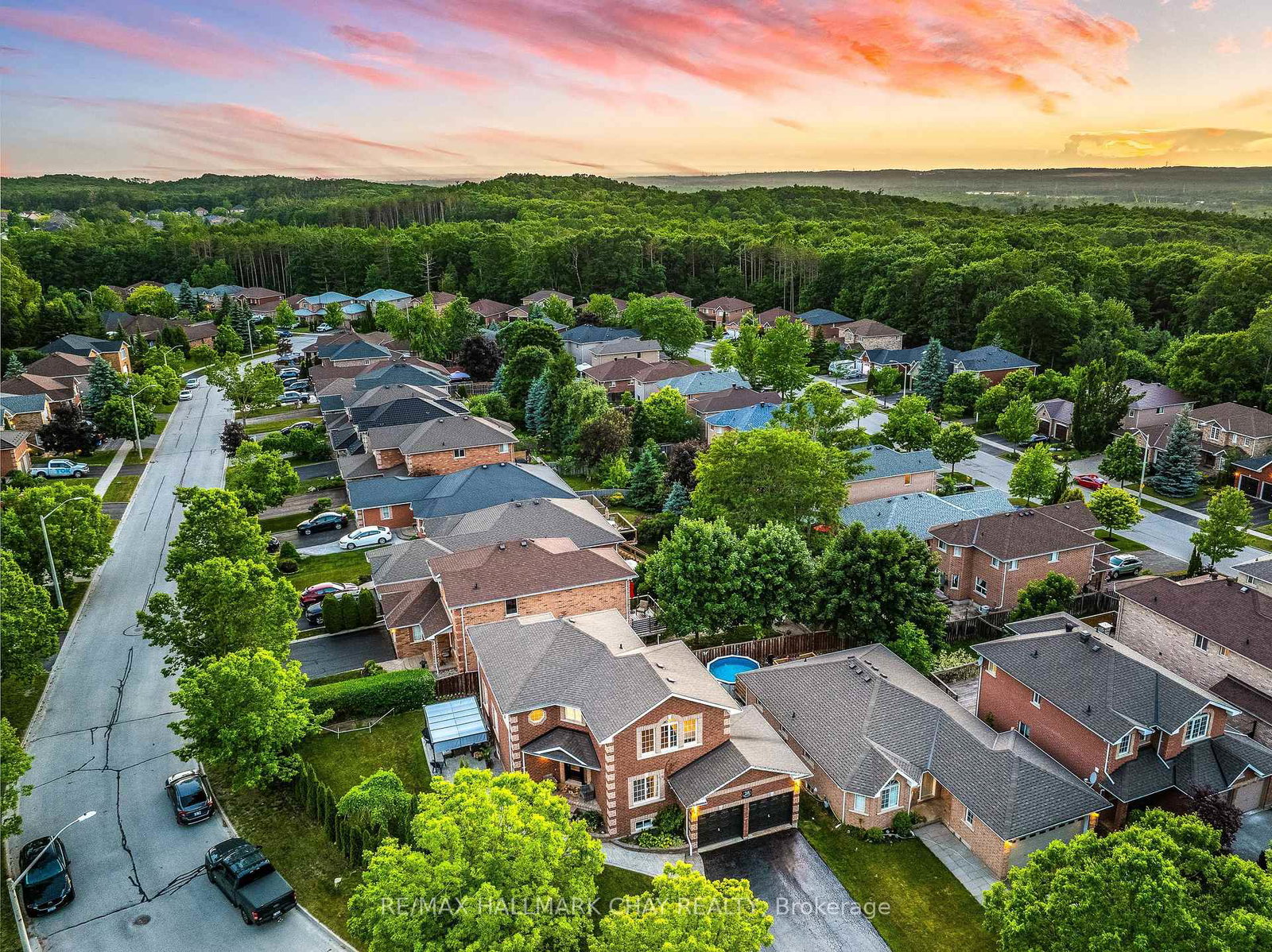 28-bloom-crescent-barrie-ontario-s12374383