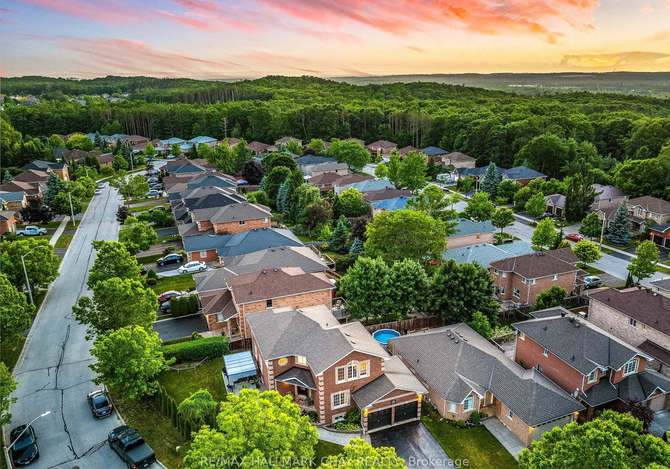 28-bloom-crescent-barrie-ontario-s12374383