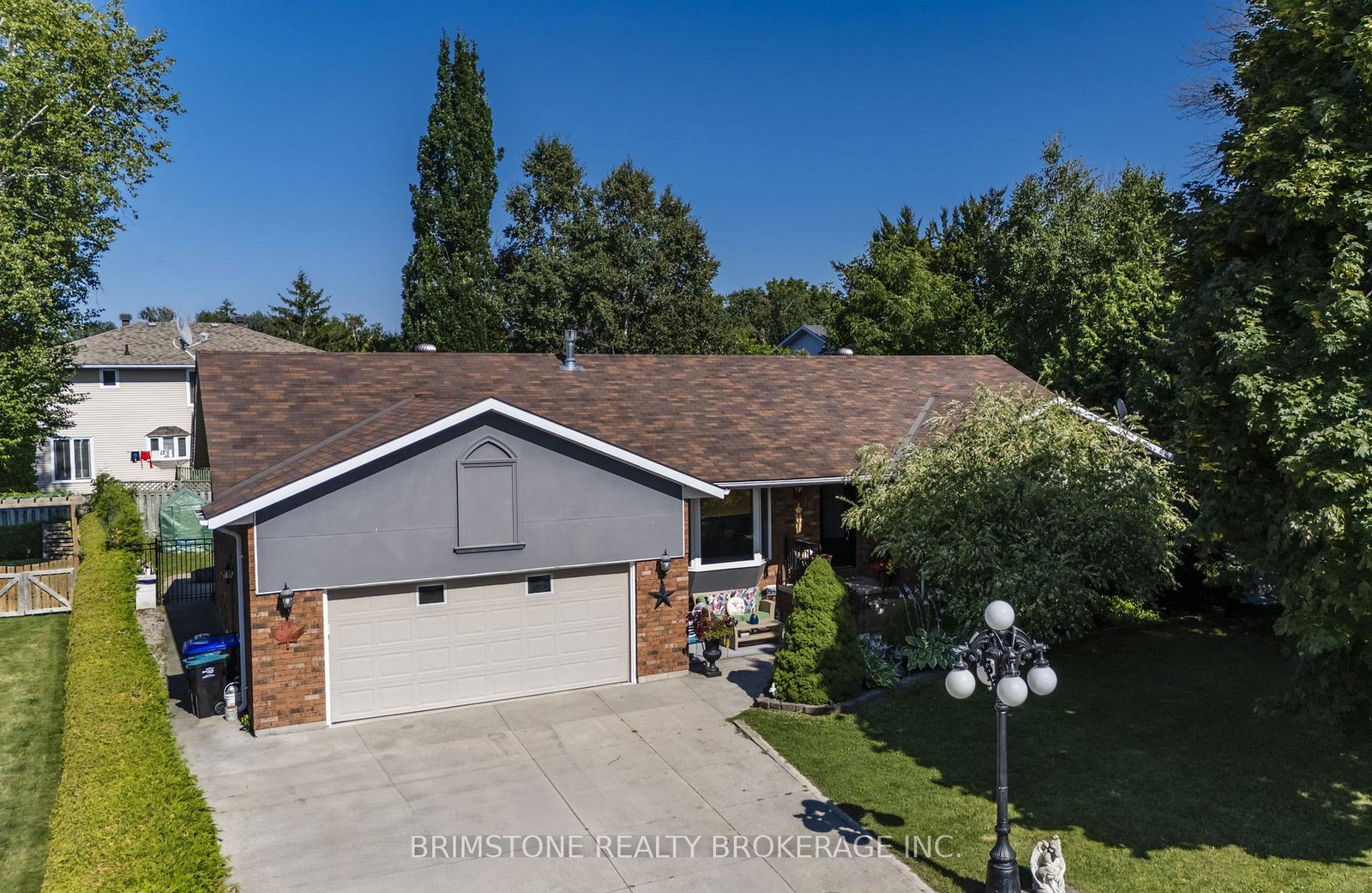 16-smart-court-collingwood-ontario-s12374729