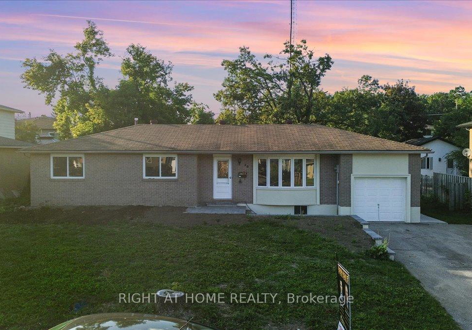 28-charlbrook-avenue-barrie-ontario-s12375591
