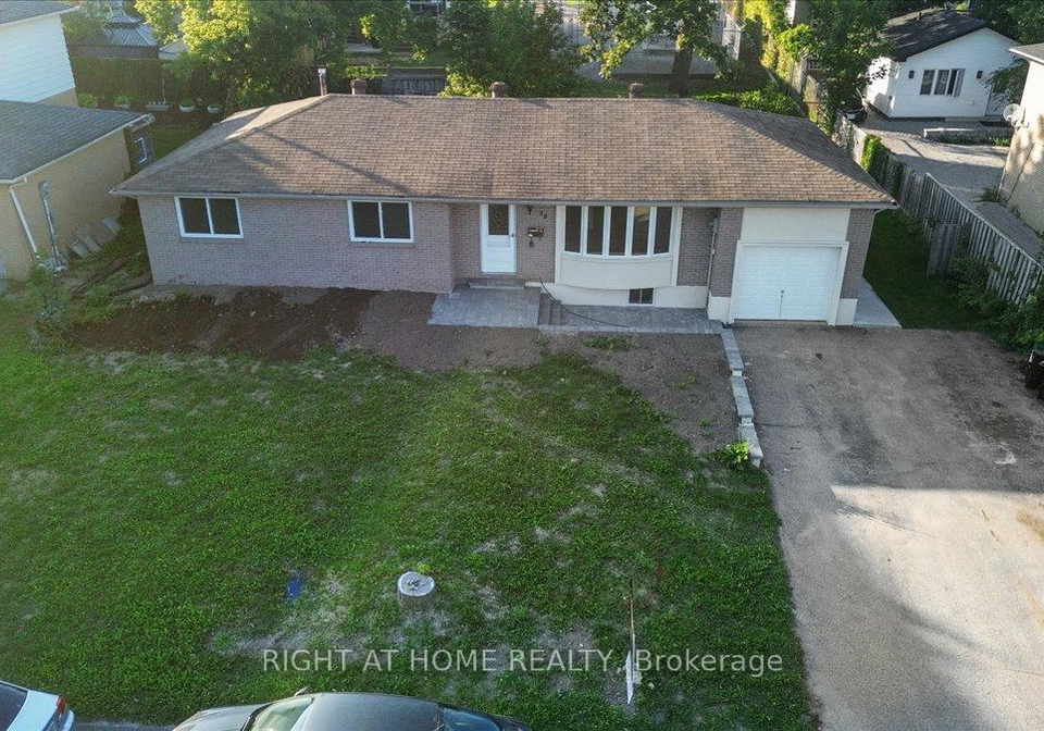 28-charlbrook-avenue-barrie-ontario-s12375591