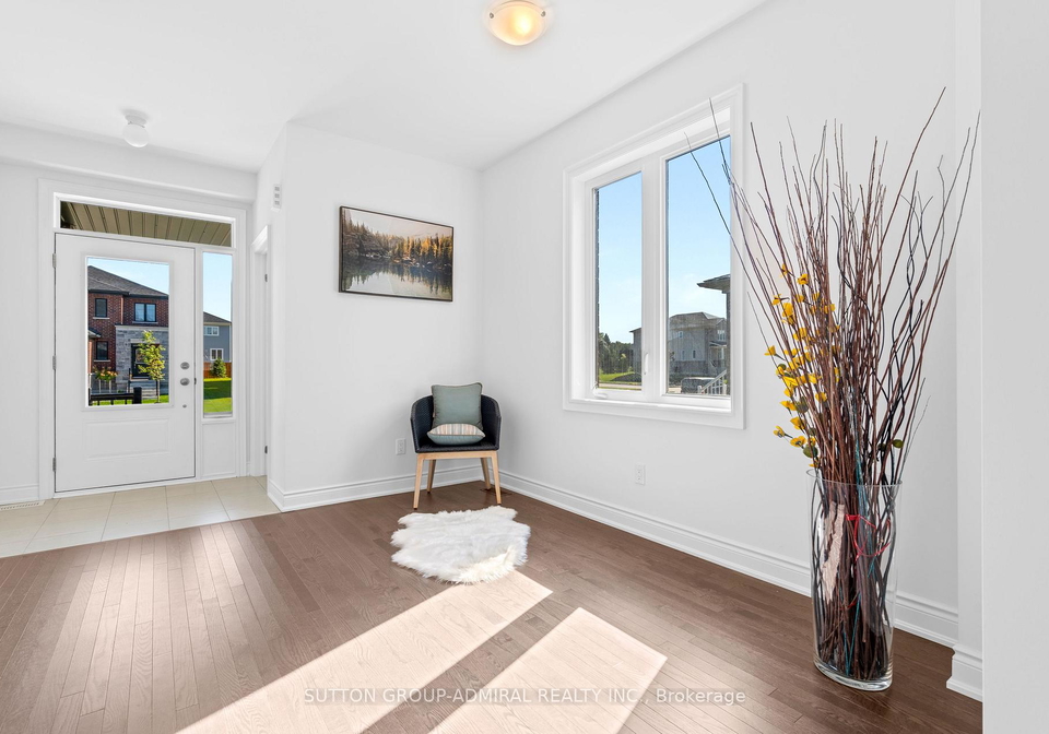 22-autumn-drive-wasaga-beach-ontario-s12376700
