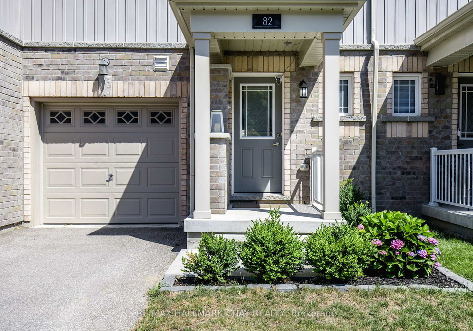 82-franks-way-barrie-ontario-s12376747