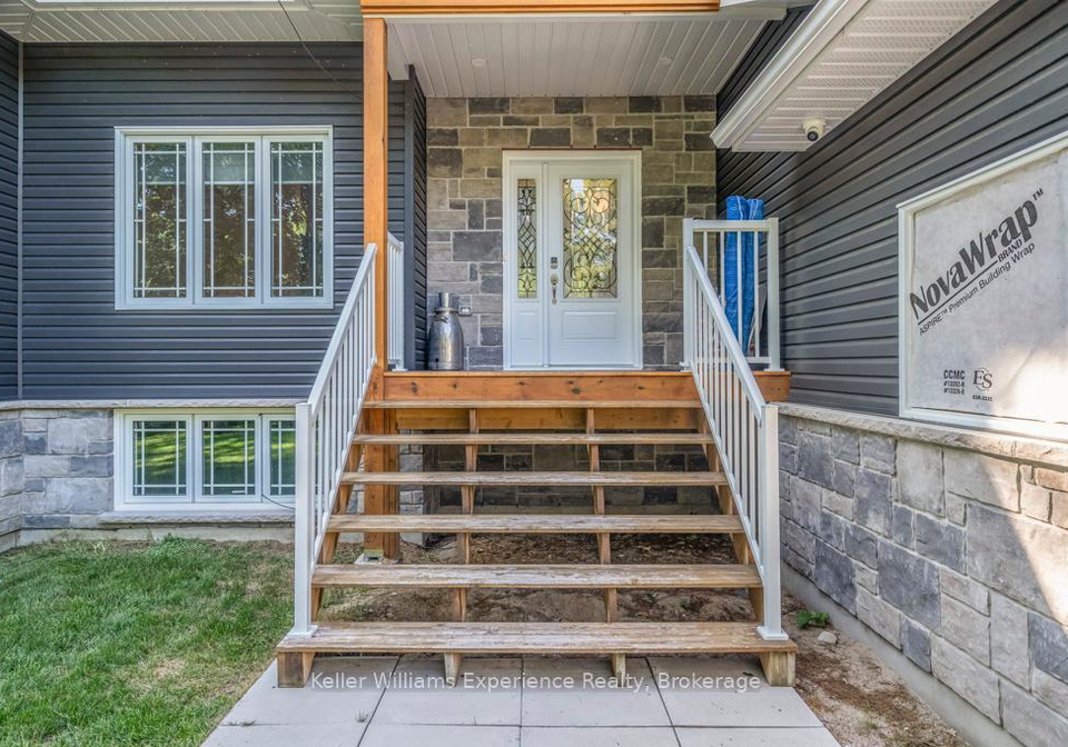 40-lindale-avenue-tiny-ontario-s12376942