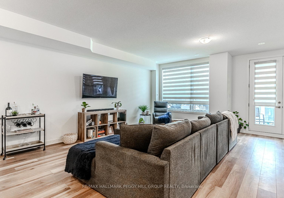 9-red-maple-lane-barrie-ontario-s12377322