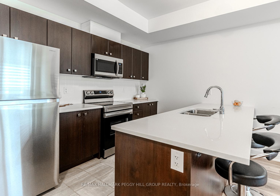 9-red-maple-lane-barrie-ontario-s12377322