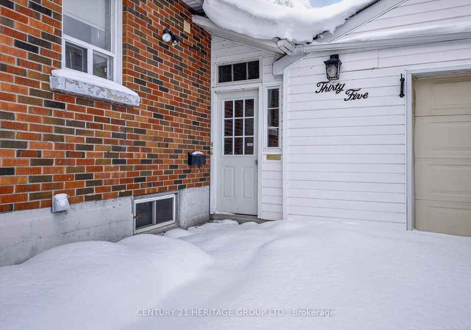35-argyle-avenue-orillia-ontario-s12377364