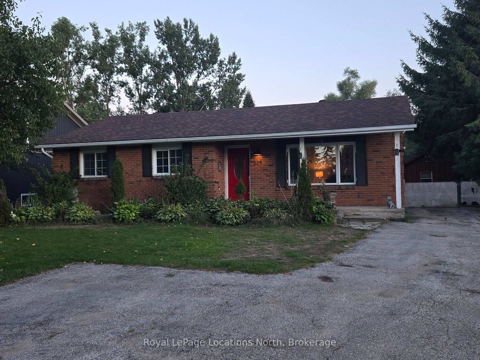 209-christopher-street-clearview-ontario-s12377673
