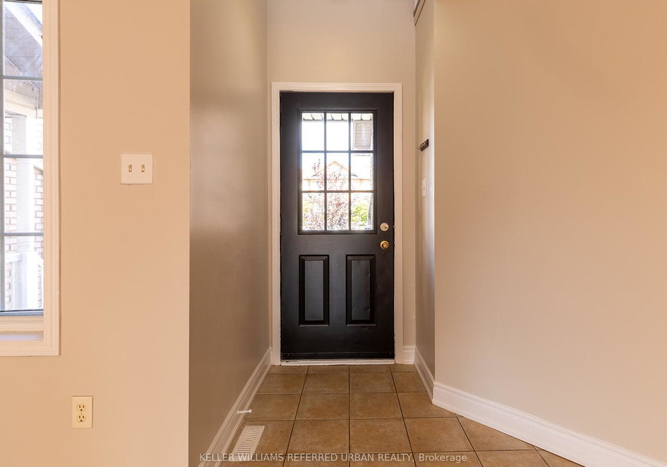 10-coleman-drive-barrie-ontario-s12377886
