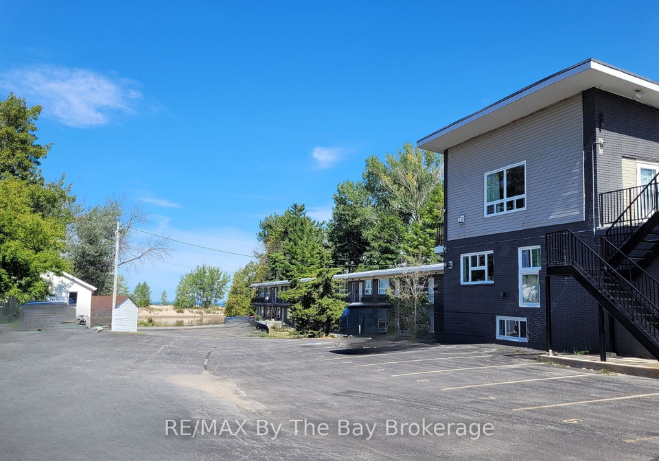 280-river-road-e-wasaga-beach-ontario-s12378082