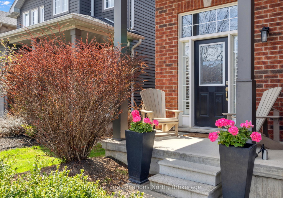 20-dance-street-collingwood-ontario-s12379043