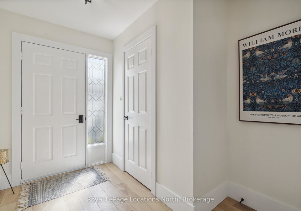 15-watts-crescent-collingwood-ontario-s12380317