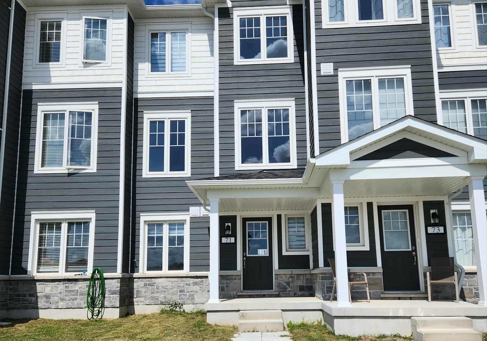 71-shelburne-avenue-wasaga-beach-ontario-s12380534