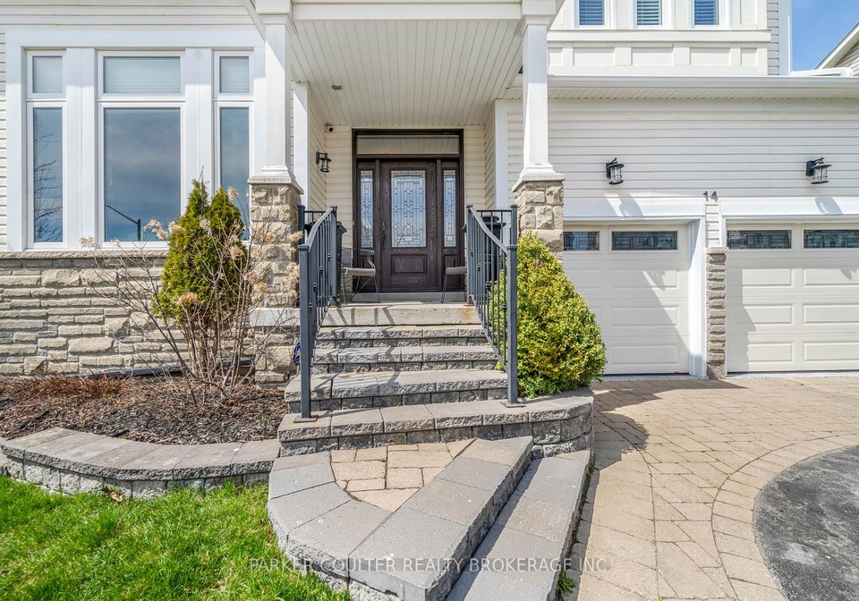14-regalia-way-barrie-ontario-s12381723