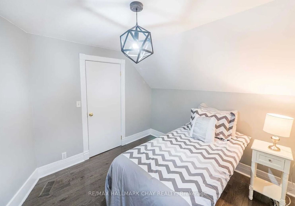 99-john-street-w-barrie-ontario-s12383057