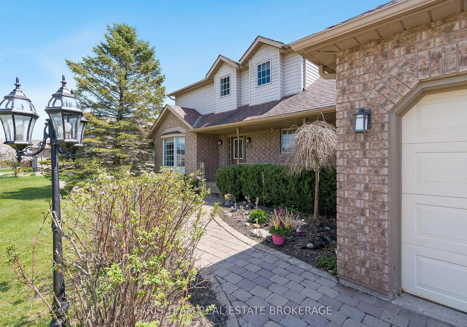 36-marlow-circle-springwater-ontario-s12385173