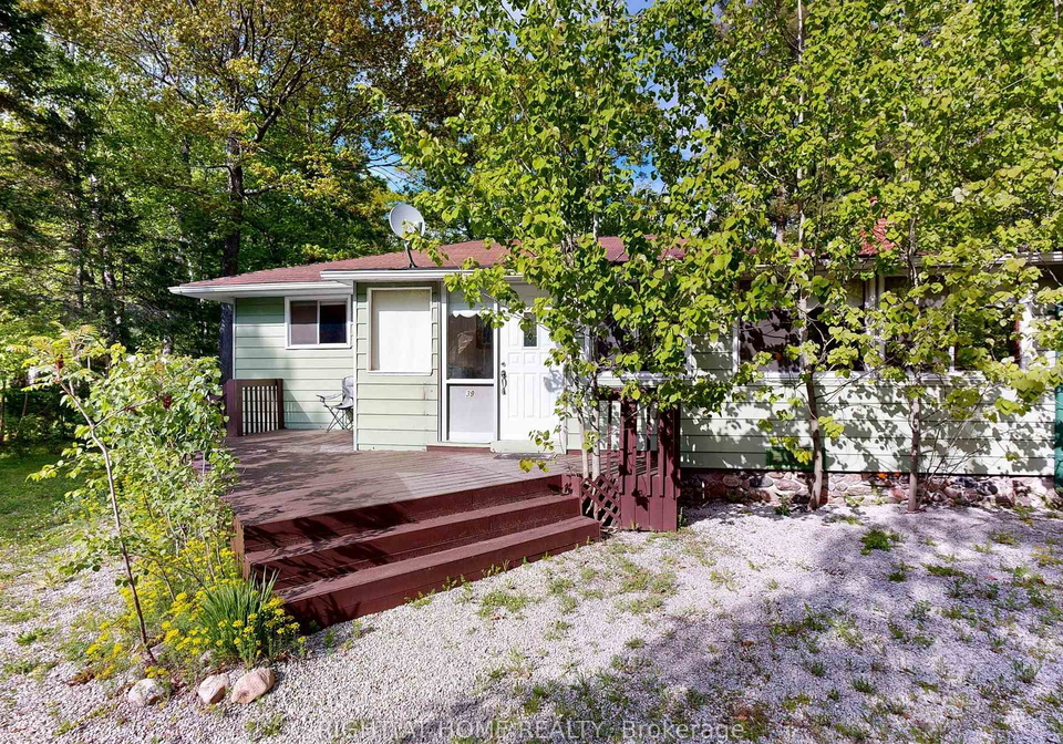 39-rue-jules-leger-street-tiny-ontario-s12385528