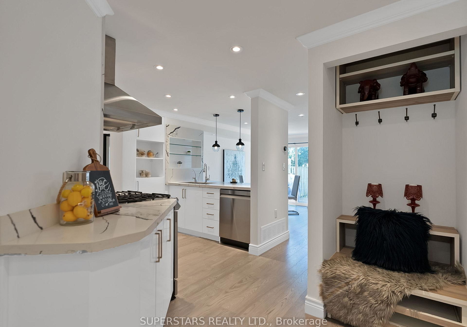 109-lee-crescent-barrie-ontario-s12387425