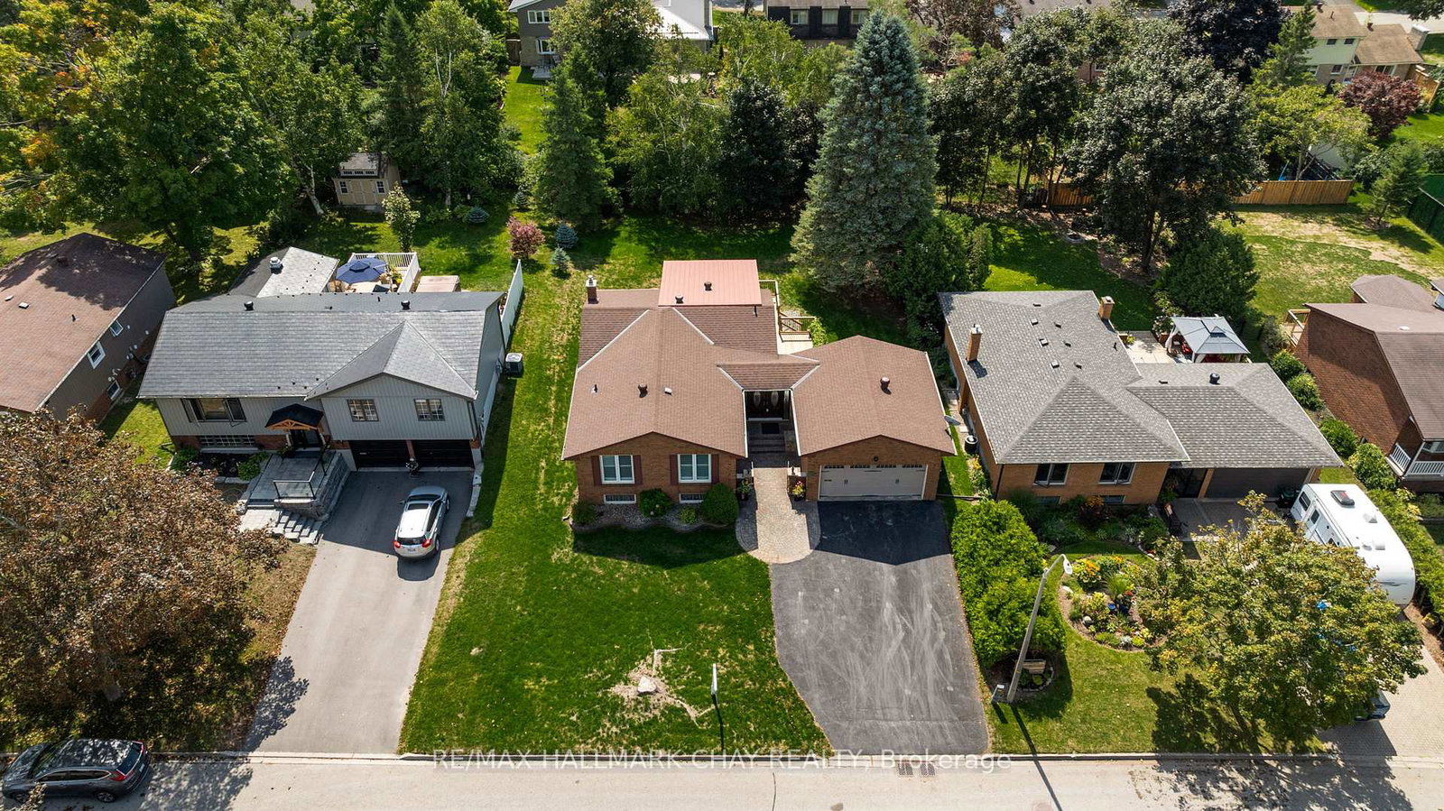 19-algonquin-trail-barrie-ontario-s12387946
