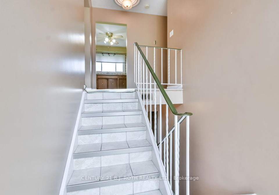 157-peel-street-barrie-ontario-s12388472