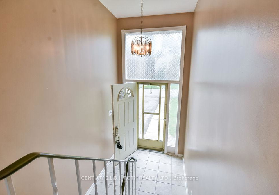 157-peel-street-barrie-ontario-s12388472