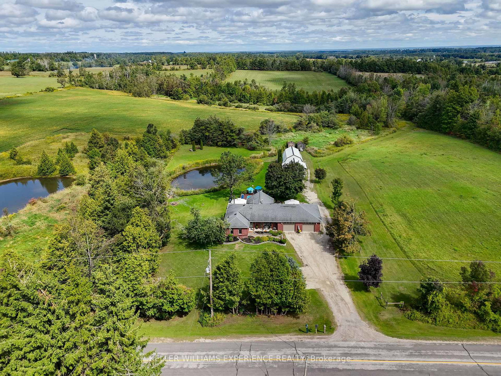1171-9-line-n-oro-medonte-ontario-s12389582