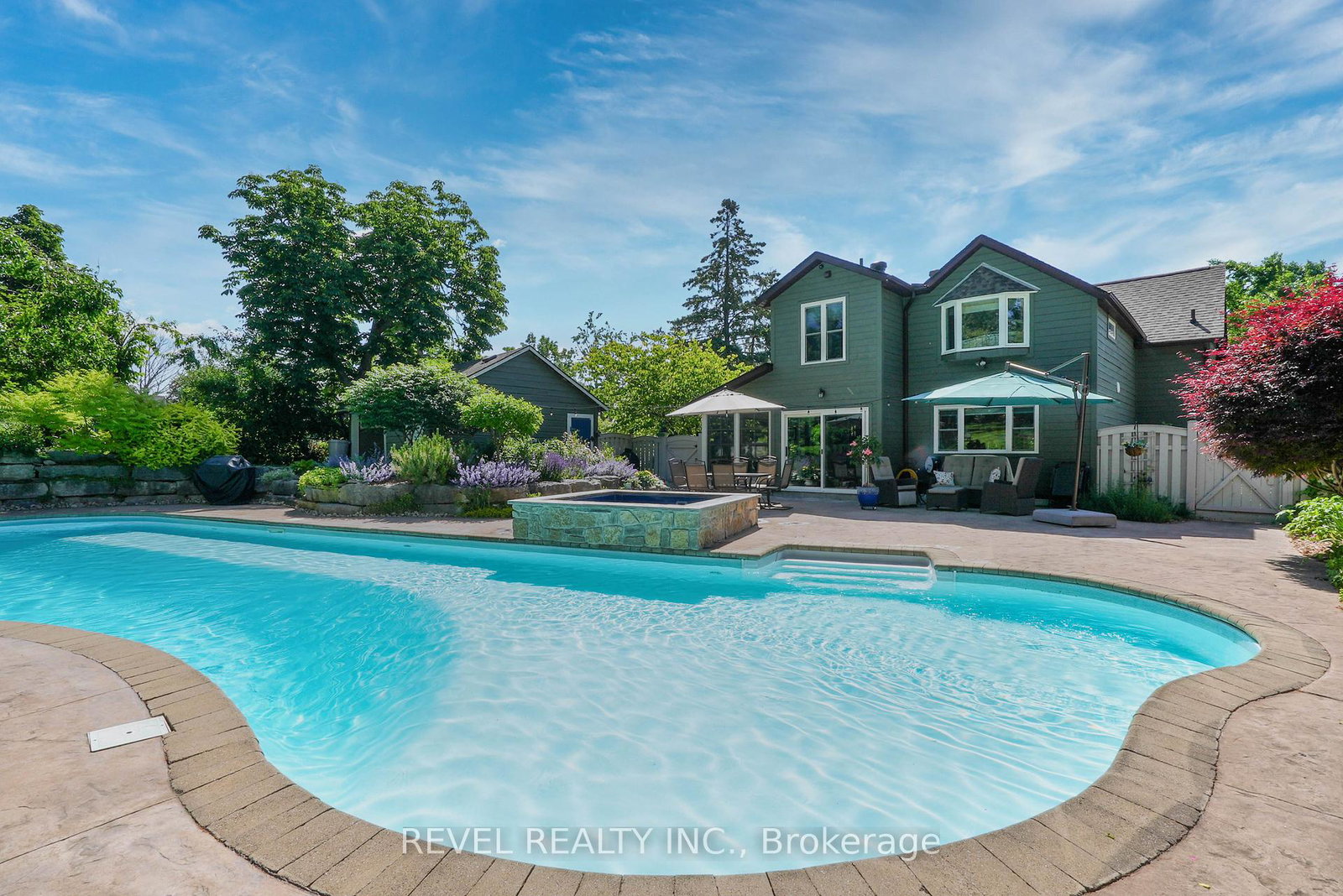 42-dalton-street-barrie-ontario-s12390867