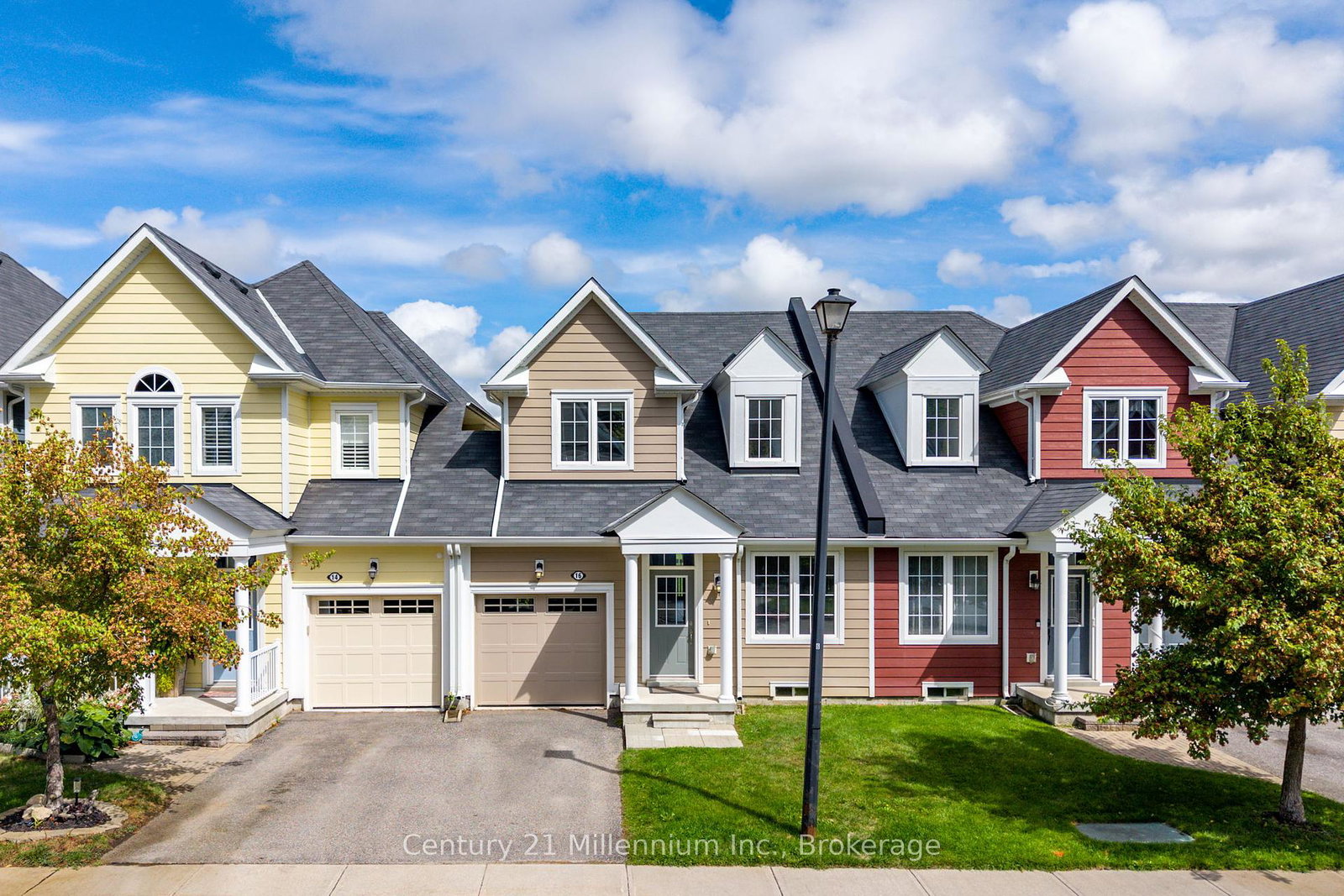 16-berkshire-avenue-wasaga-beach-ontario-s12392205