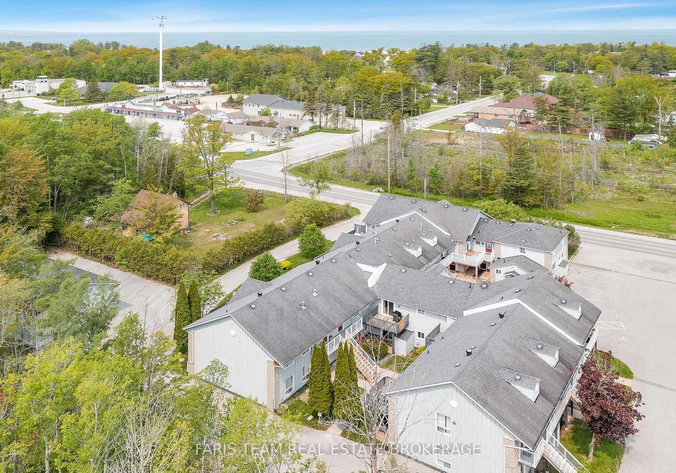 891-river-road-w-wasaga-beach-ontario-s12392220