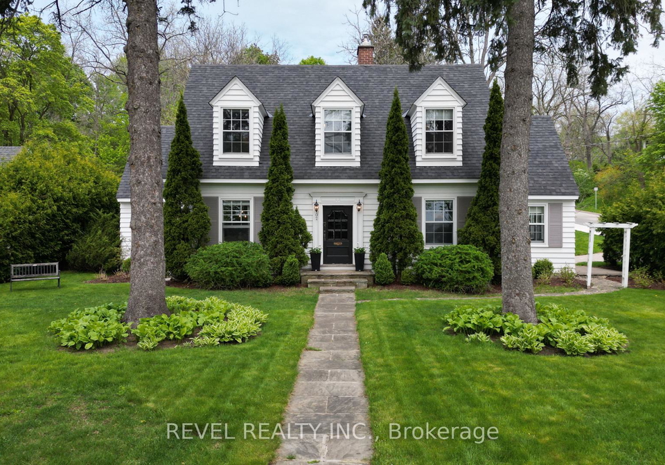 102-blake-street-barrie-ontario-s12392284