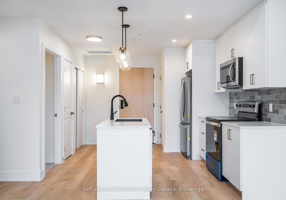 121-mary-street-clearview-ontario-s12392556