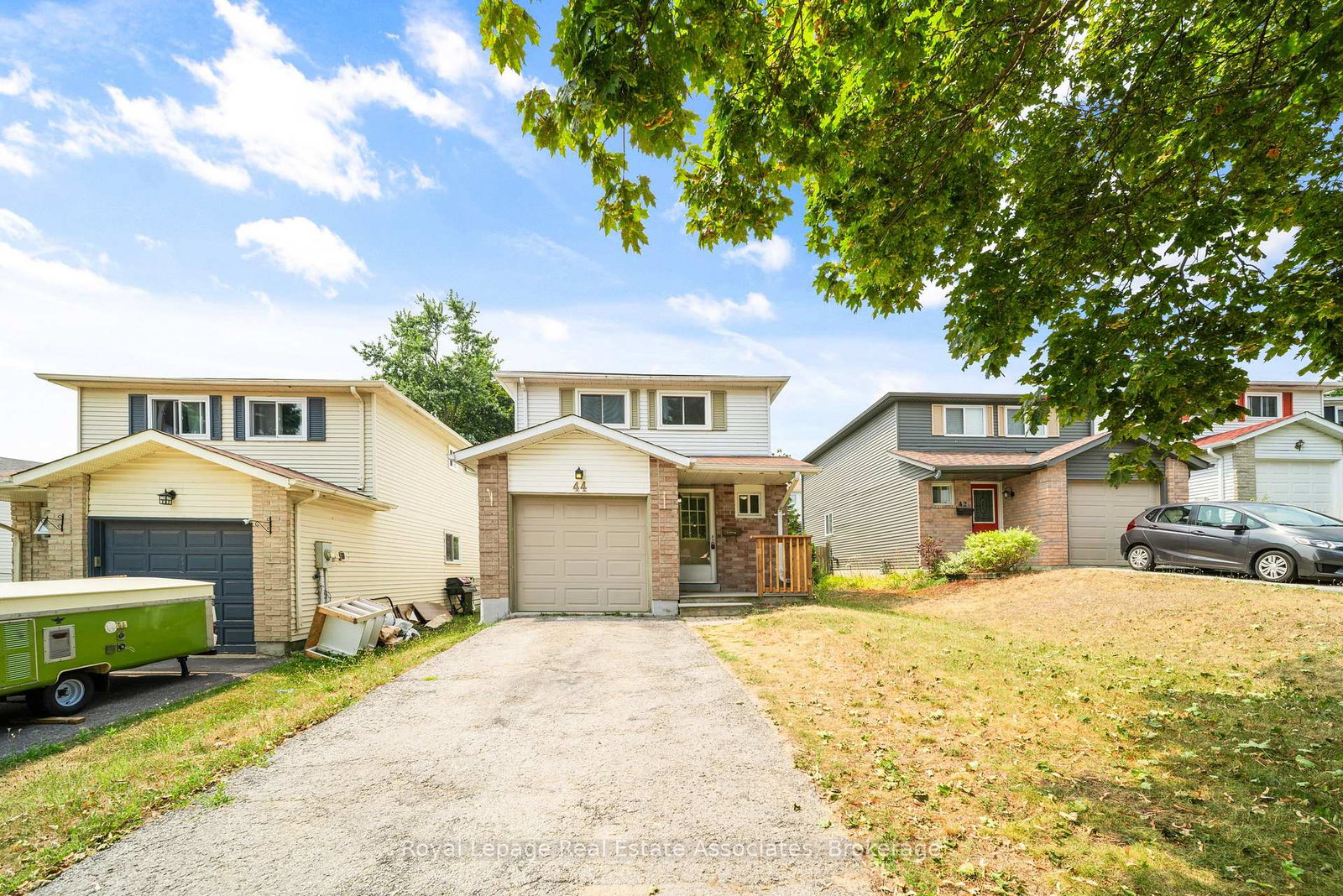 44-hemingway-crescent-barrie-ontario-s12392608