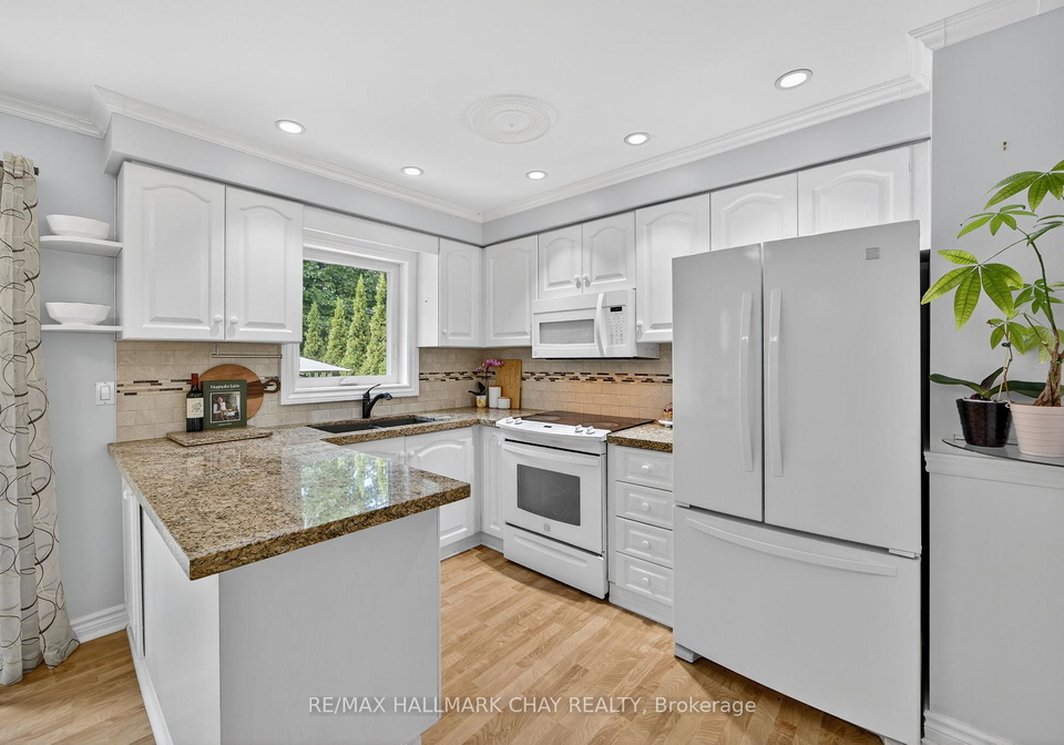 107-brown-street-barrie-ontario-s12392779