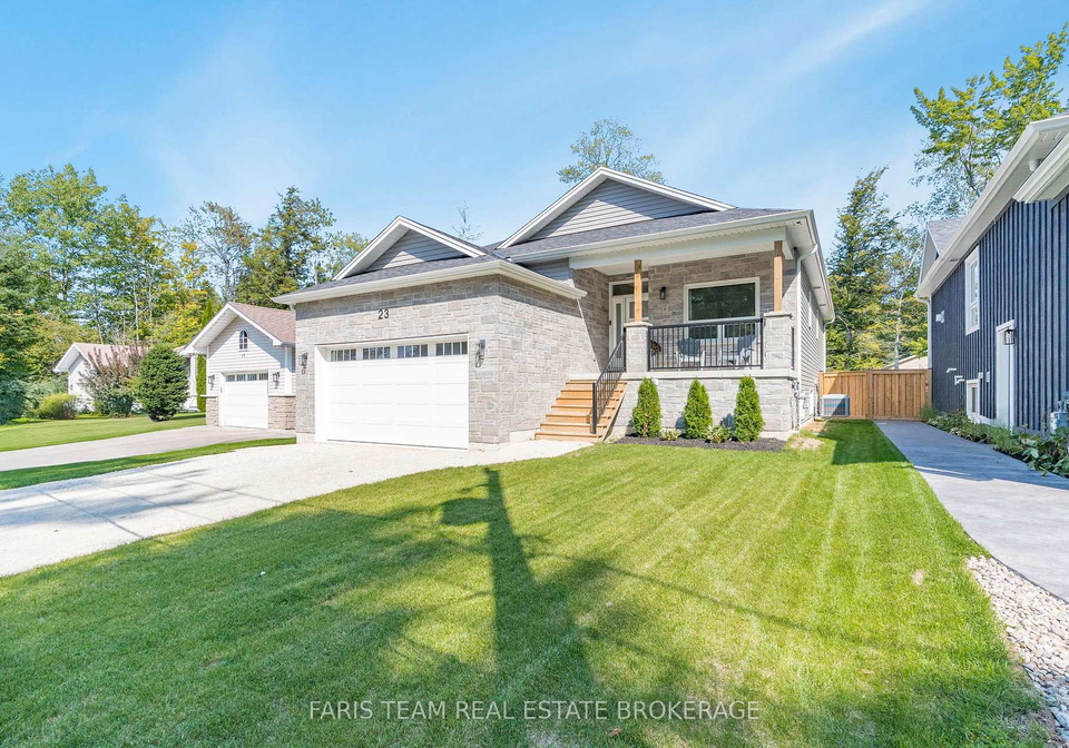 23-49th-street-s-wasaga-beach-ontario-s12393444