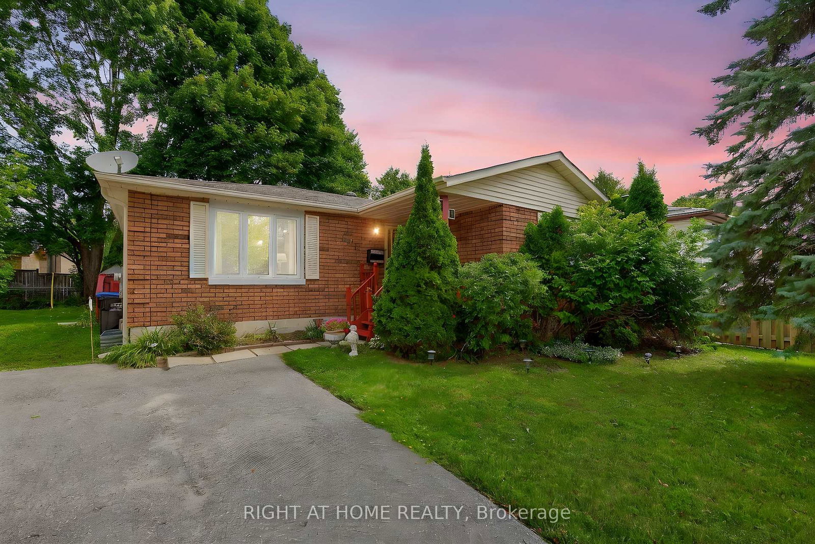 688-bayview-drive-midland-ontario-s12394695