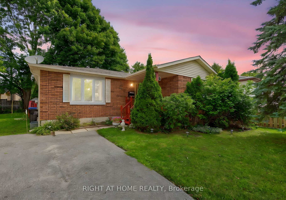 688-bayview-drive-midland-ontario-s12394695