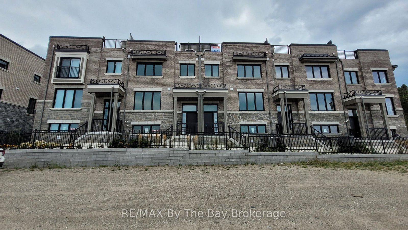 9-julia-circle-wasaga-beach-ontario-s12395464