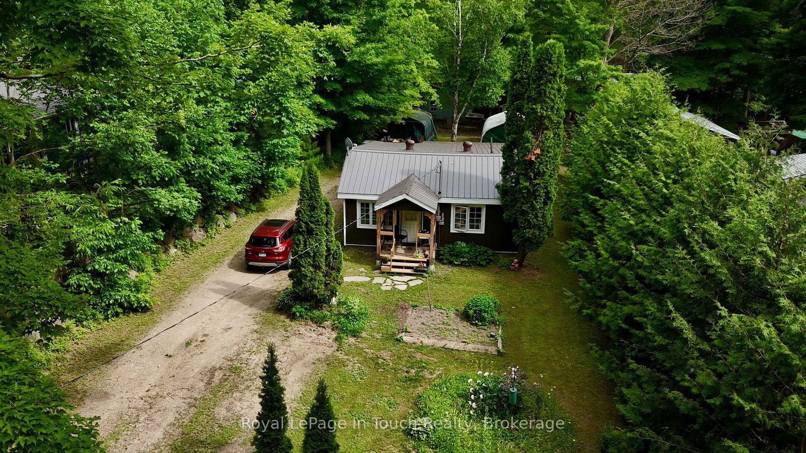 19-needle-road-tiny-ontario-s12396282