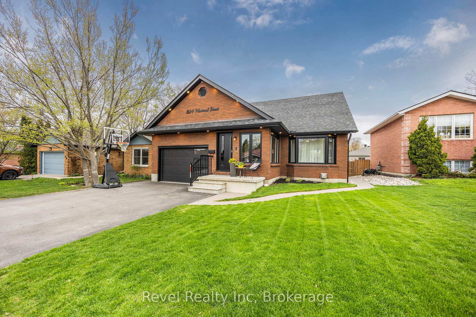 894-montreal-street-midland-ontario-s12396373