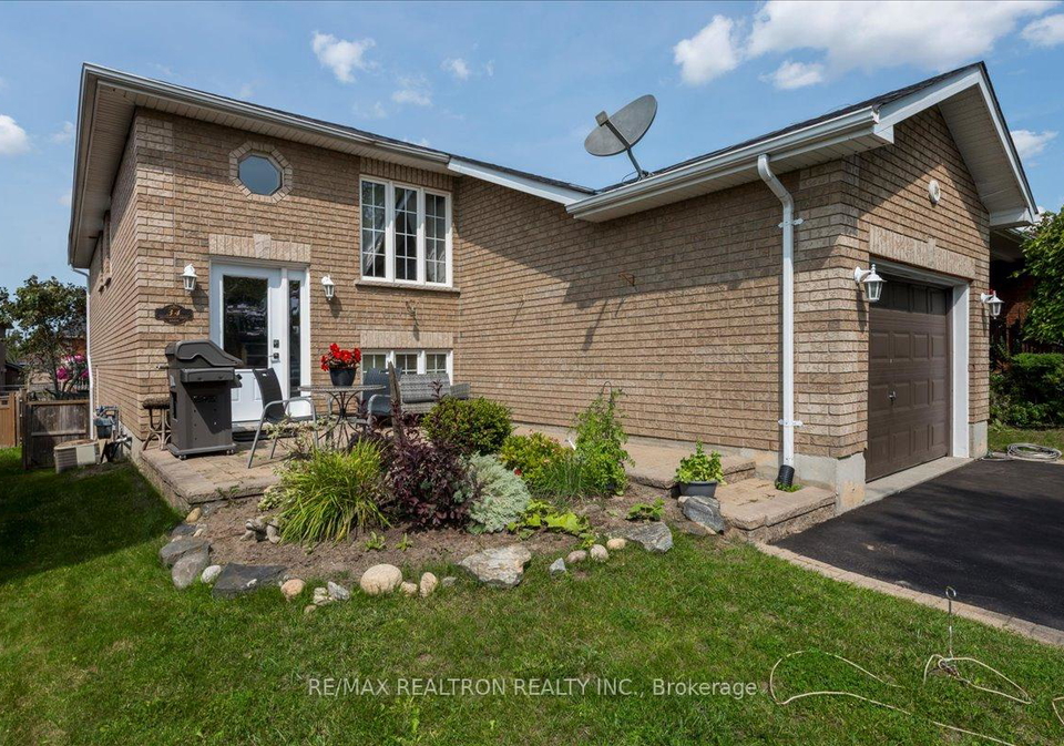 34-butternut-drive-barrie-ontario-s12396527