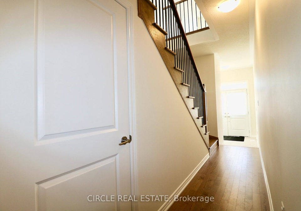 35-phoenix-boulevard-barrie-ontario-s12398591