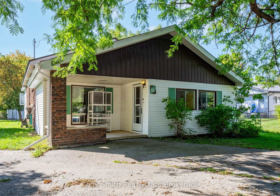 18-chatham-street-penetanguishene-ontario-s12400823