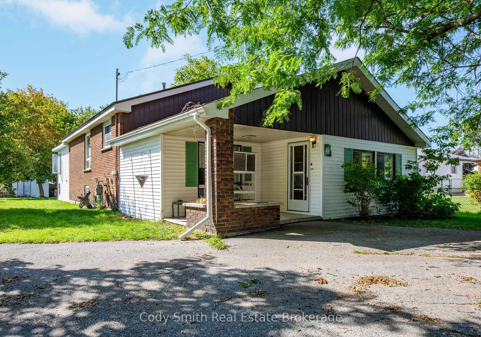 18-chatham-street-penetanguishene-ontario-s12400823